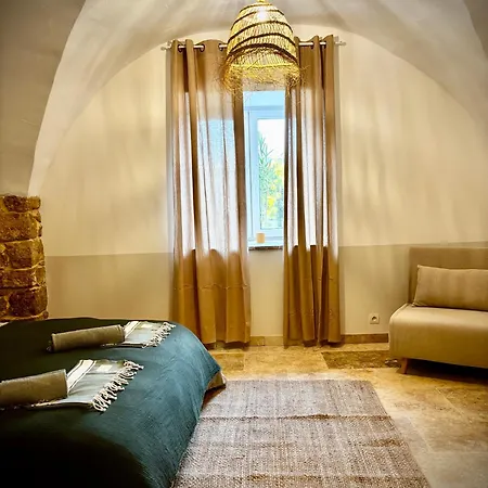 ベッド・アンド・ブレックファスト Suite Le Clos Boheme - Uzes - Chambre Manon, Marius Et Marcel 3*