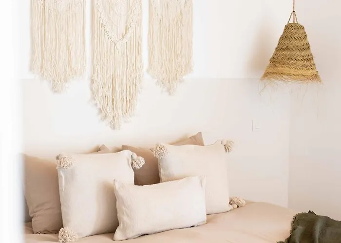 Marcel Marius Manon - Uzes 3*